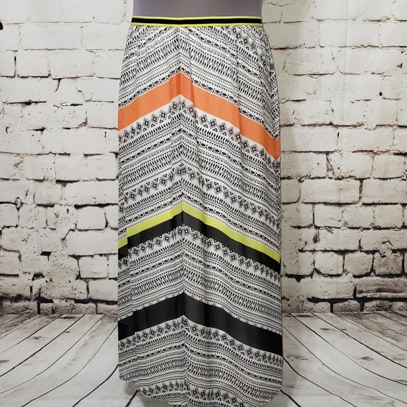 Old Navy Dresses & Skirts - Old Navy Maxi Skirt